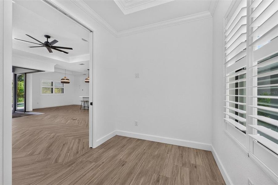 Spacious, unfurnished interior of a new home in , Rotonda West (Image 20).