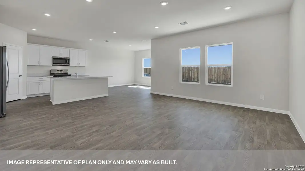 Spacious, unfurnished interior of a new home in Whisper South, San Marcos (Image 26). Spacious, unfurnished interior of a new home in Whisper South, San Marcos (Image 26).