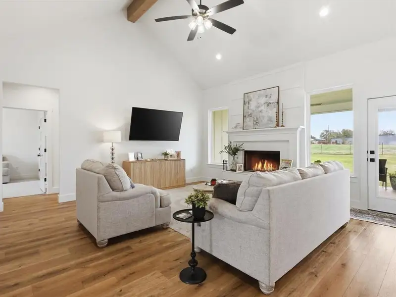 Furnished interior view inside a new home in , Weatherford (Image 9).