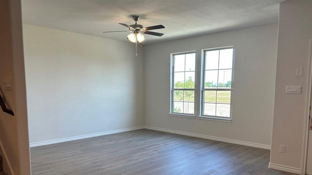 Spacious, unfurnished interior of a new home in Liberty Crossing, Royse City (Image 5).