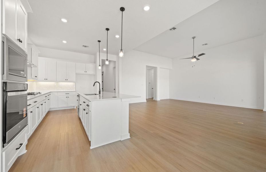 Image 54 of a home in 6 Creeks.