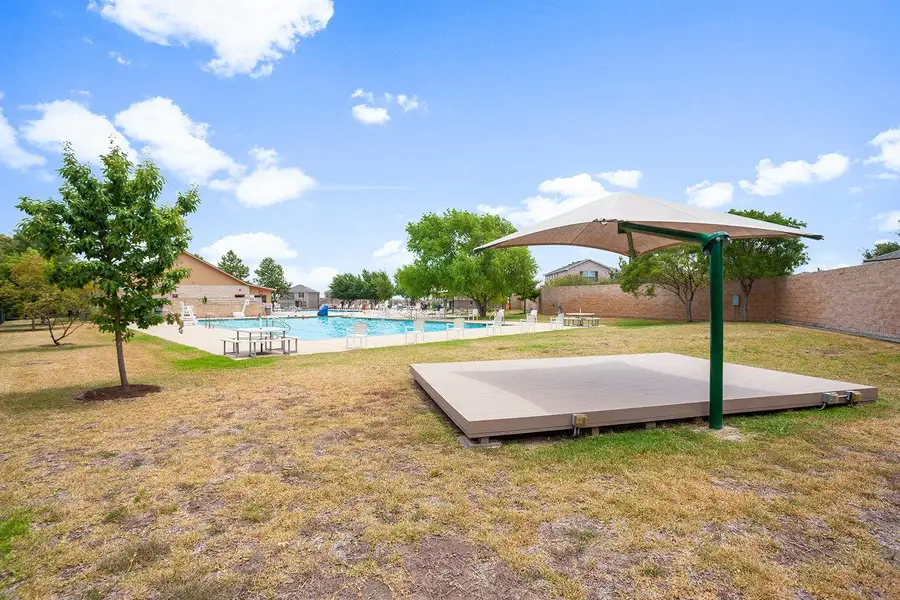 Community amenities in Eastwood at Sonterra, Jarrell (Image 19).