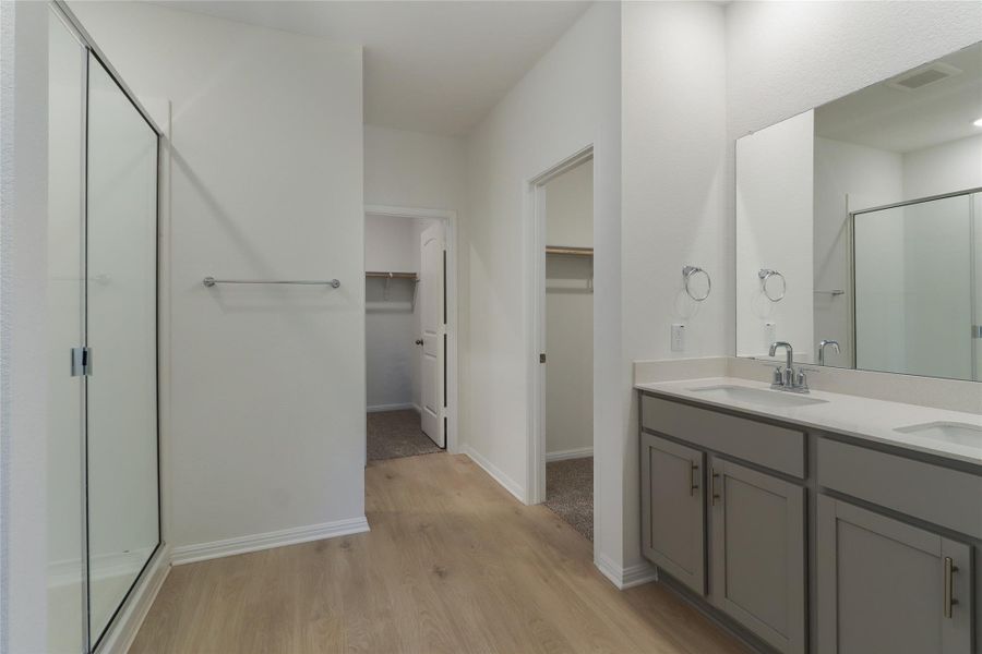 Image 32 of a home in Bar W Ranch. Image 32 of a home in Bar W Ranch.