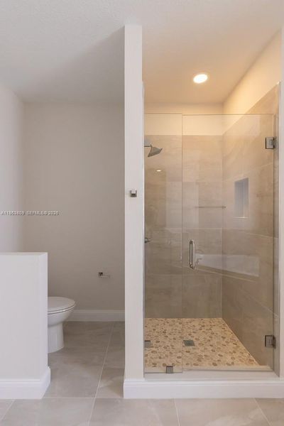 Image 47 of a home in .