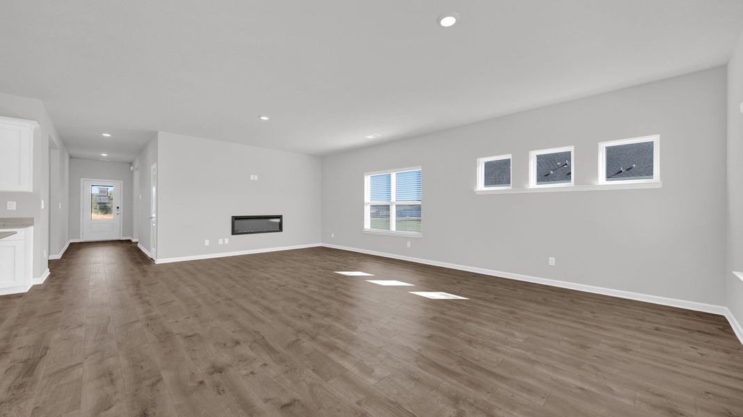 Spacious, unfurnished interior of a new home in Shiloh Springs, Jackson (Image 25).