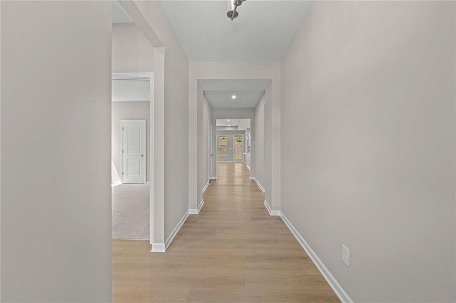 Spacious, unfurnished interior of a new home in Easton Park, Dallas (Image 32).