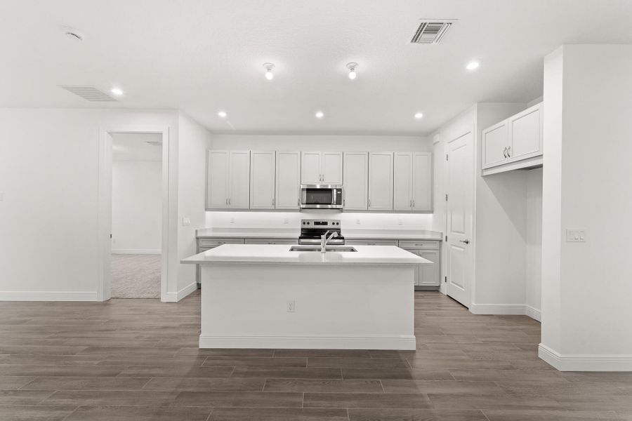 Image 9 of a home in Avila.