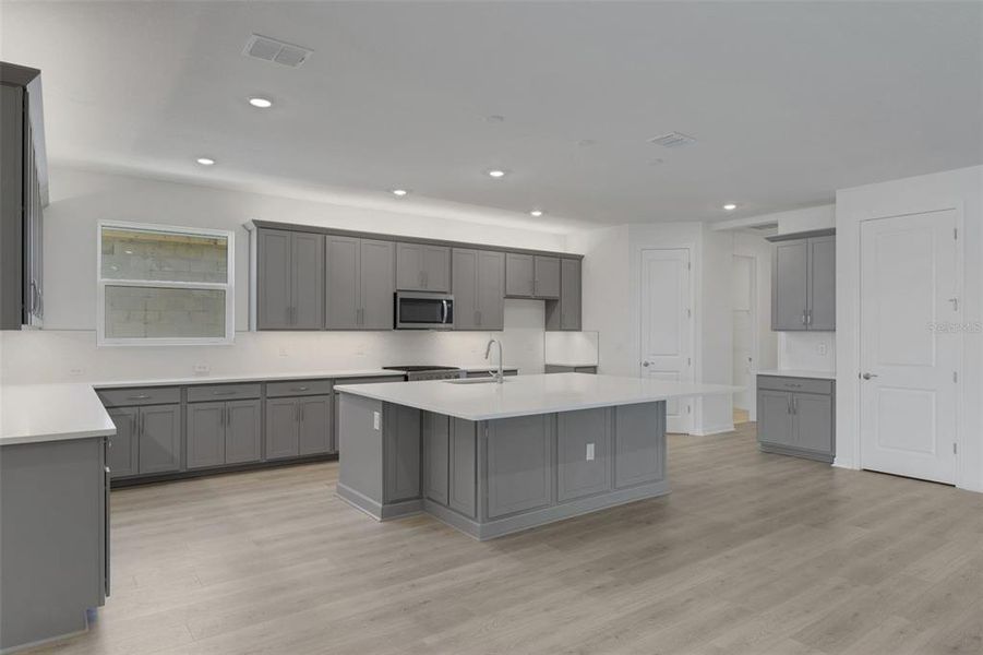 Furnished interior view inside a new home in Creekside Run at Babcock Ranch, Punta Gorda (Image 11). Furnished interior view inside a new home in Creekside Run at Babcock Ranch, Punta Gorda (Image 11).