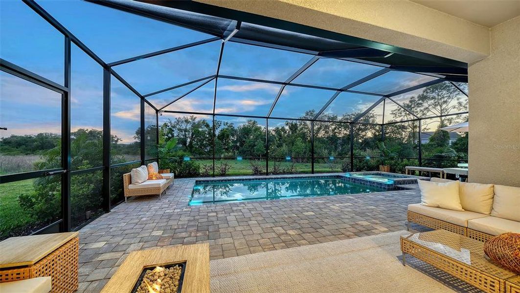 Exterior details and patio area of a home in Lorraine Lakes at Lakewood Ranch, Lakewood Ranch (Image 3).