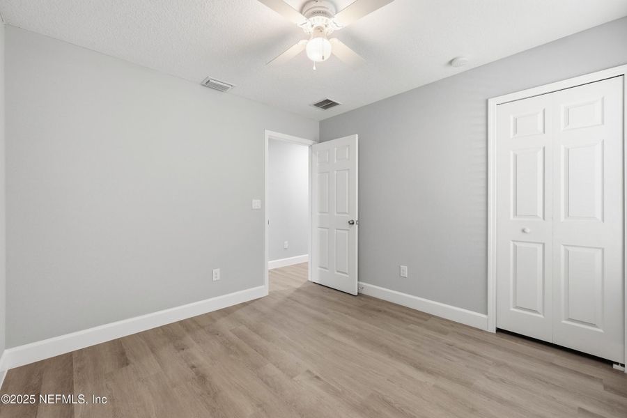 Spacious, unfurnished interior of a new home in , Jacksonville (Image 21).