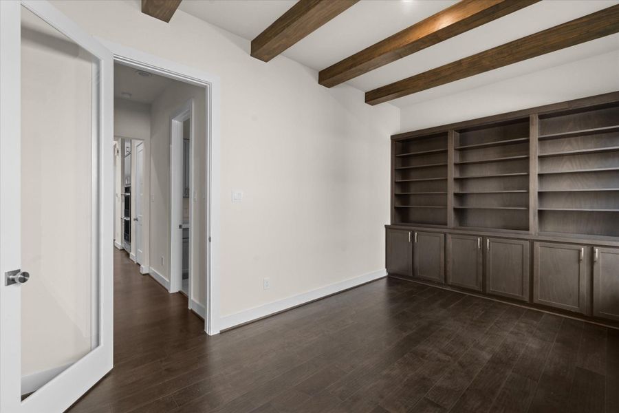 Image 38 of a home in .