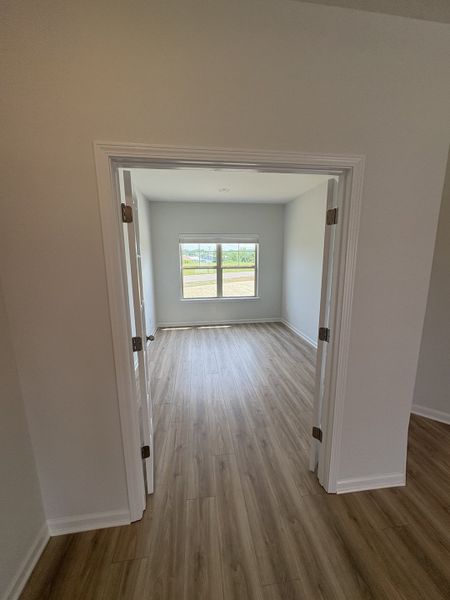 Spacious, unfurnished interior of a new home in Burton Farms, Smyrna (Image 6).