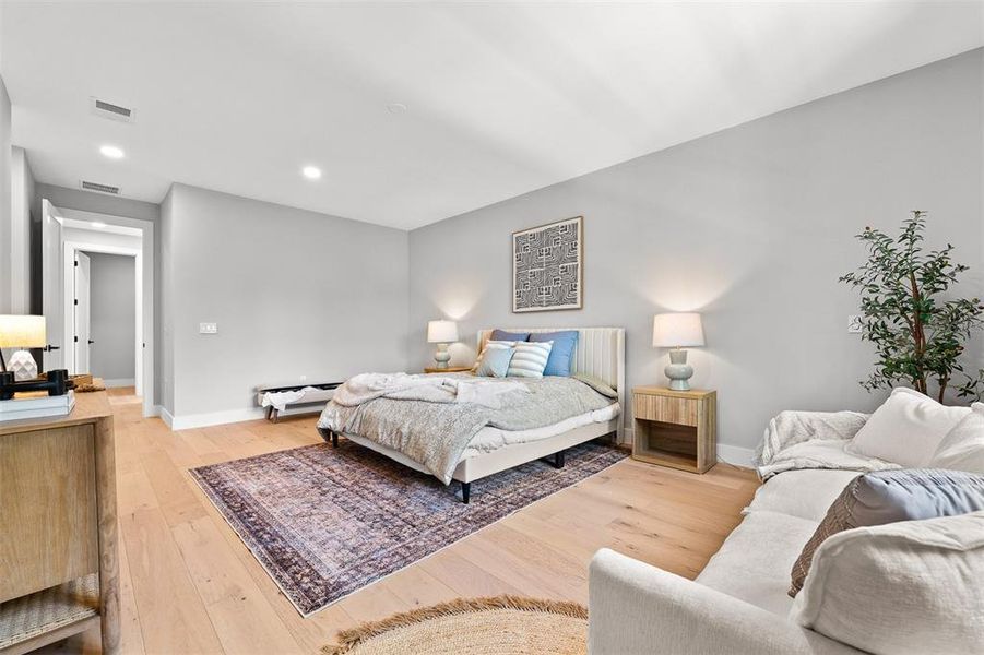 Furnished interior view inside a new home in College Park, Orlando (Image 16).