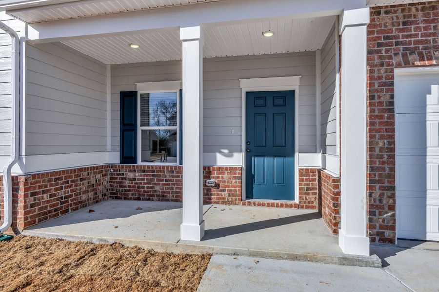Exterior details and patio area of a home in Hampshire Hills, Columbia (Image 3).