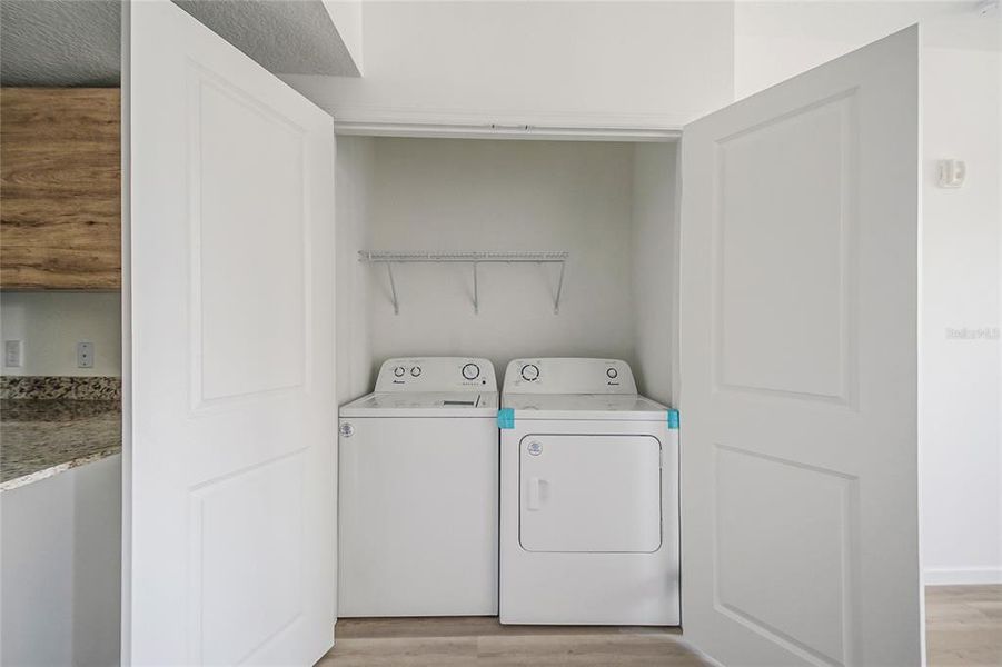 Furnished interior view inside a new home in , Orlando (Image 13).