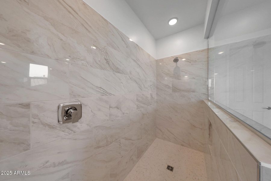 PHX_Landmarke_Lot 1189_Mahogany_315_Owne