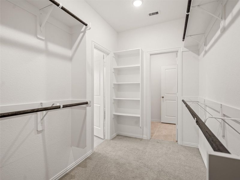 Furnished interior view inside a new home in Brookewater, Rosenberg (Image 9).