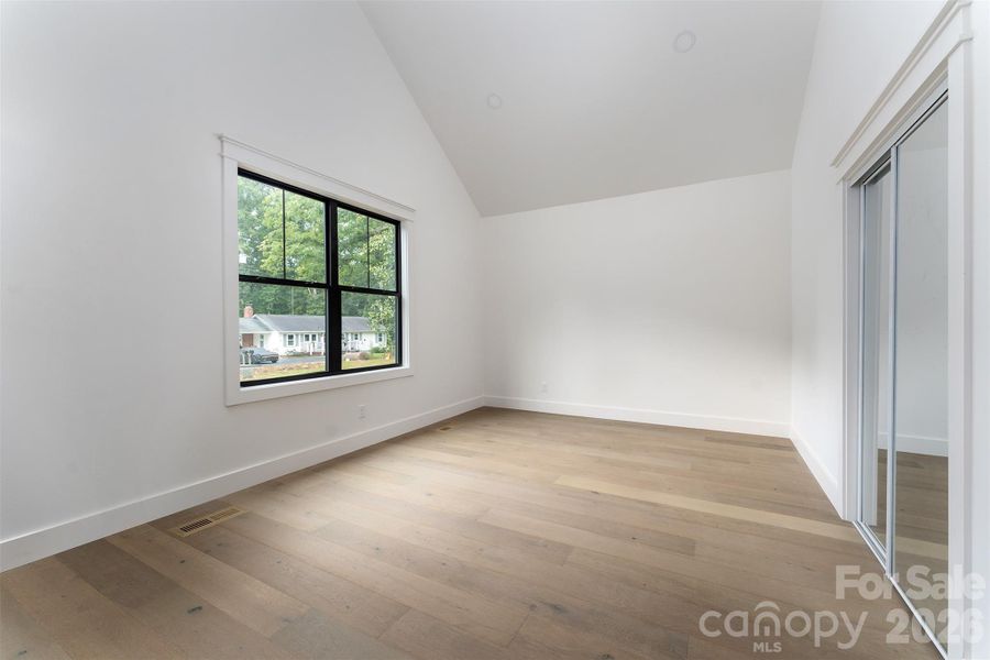 Spacious, unfurnished interior of a new home in , Hendersonville (Image 23).