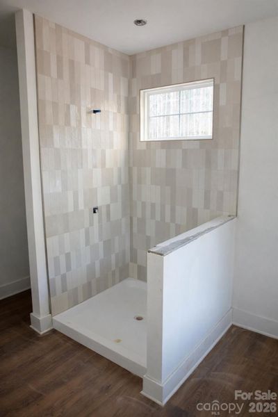 Image 8 of a home in .