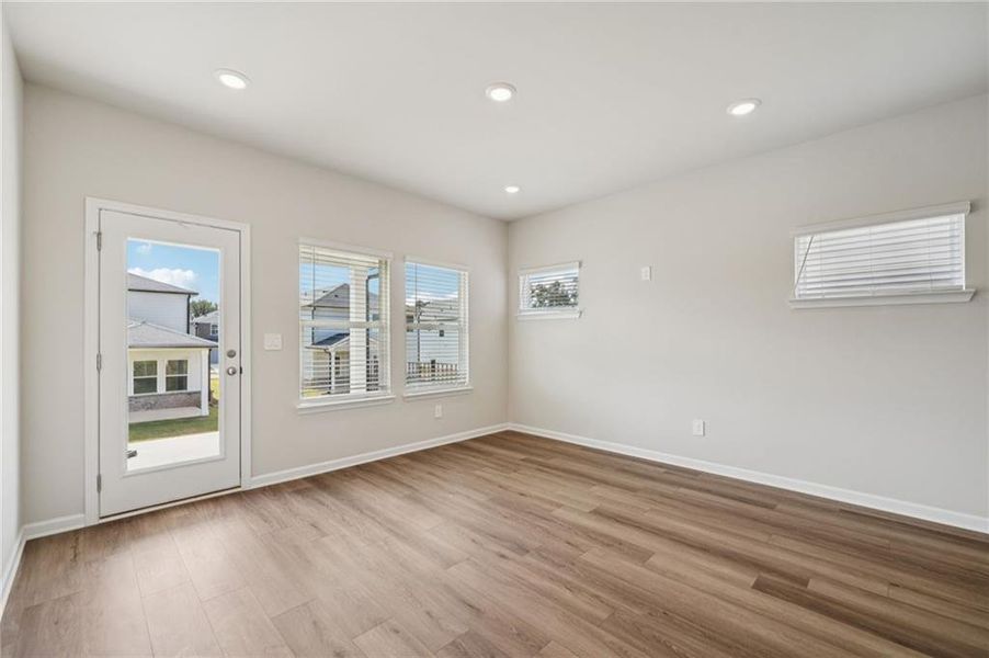 Spacious, unfurnished interior of a new home in Martin Springs - Reserve Series, Lawrenceville (Image 22).