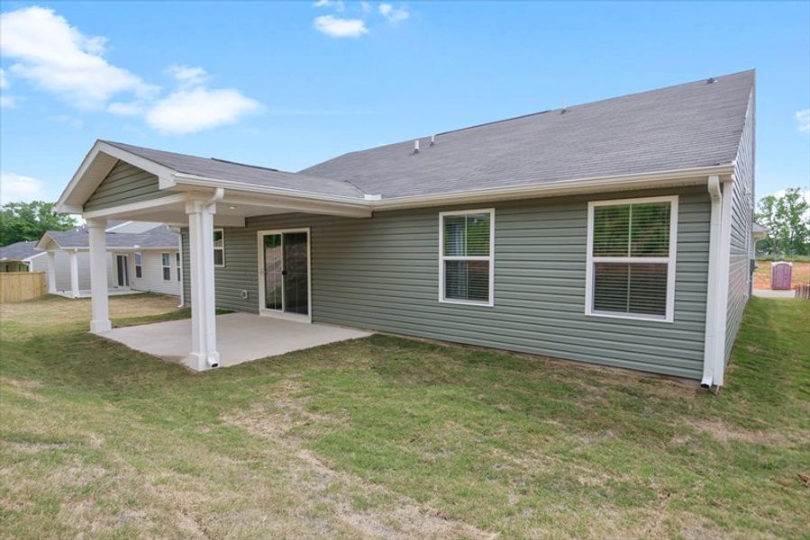 Exterior details and patio area of a home in Waverly Springs, Woodruff (Image 3).