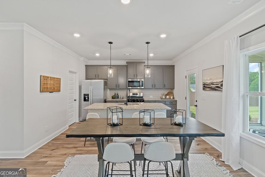 Furnished interior view inside a new home in Ponderosa Farms Manor, Gainesville (Image 12).