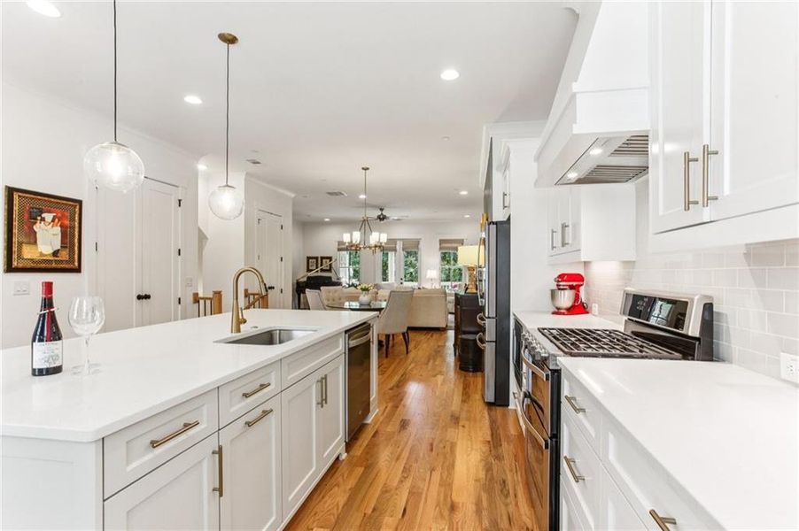Furnished interior view inside a new home in , Marietta (Image 10).