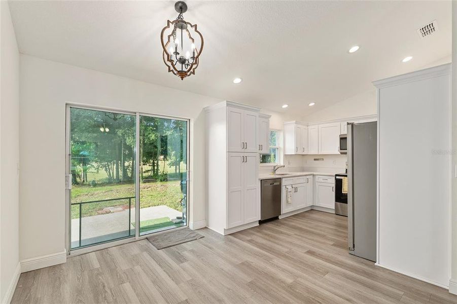 Spacious, unfurnished interior of a new home in , Belleview (Image 35).