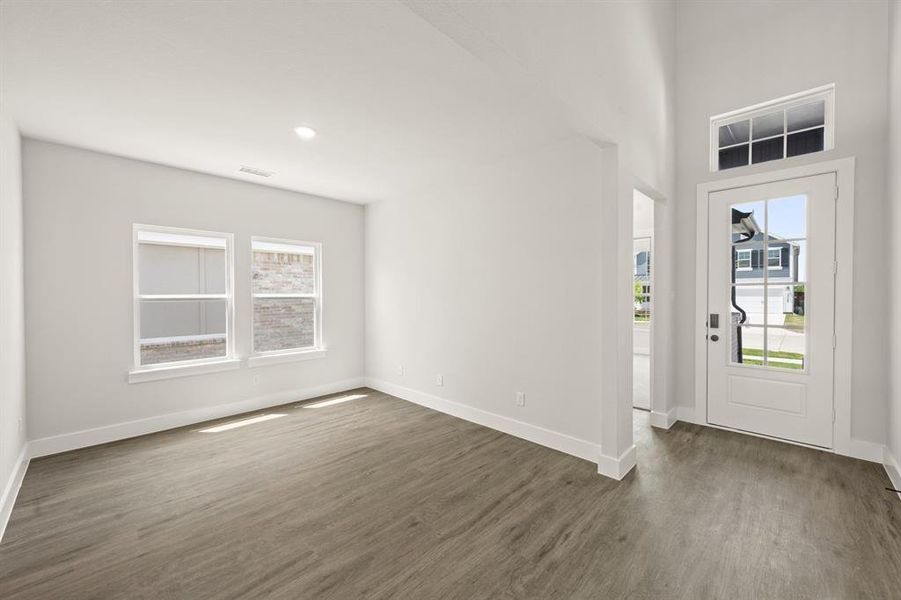 Spacious, unfurnished interior of a new home in The Meadows, Denton (Image 38).