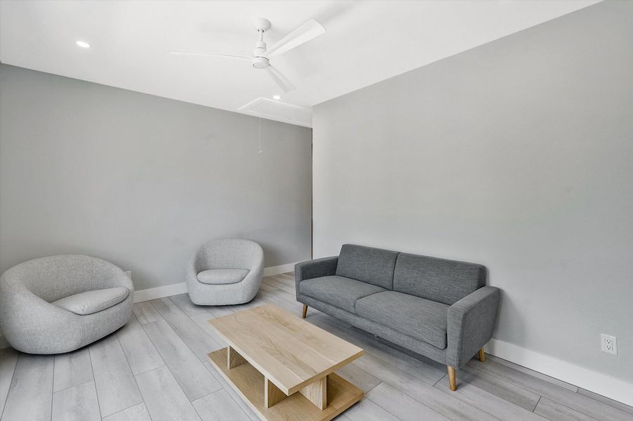 23-425 Hugh Street-23