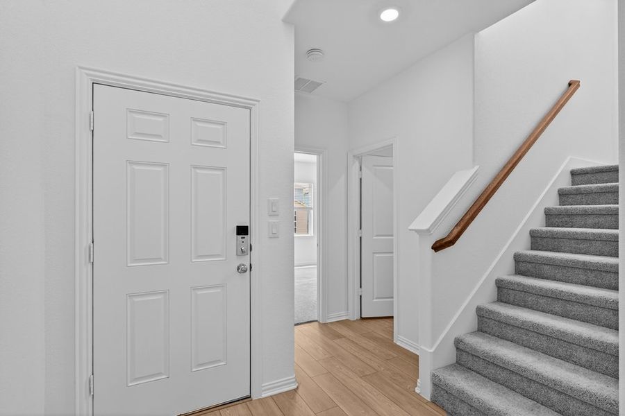 Spacious, unfurnished interior of a new home in River Ridge, Crandall (Image 28).