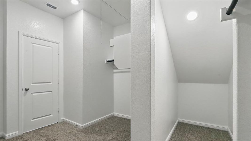 Spacious, unfurnished interior of a new home in Terra Trace, Fort Worth (Image 22).