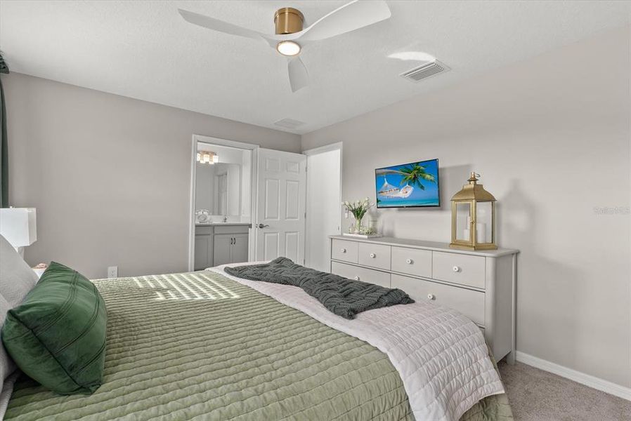 Furnished interior view inside a new home in , Sarasota (Image 32).