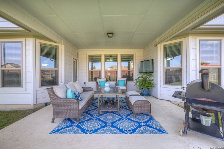 Exterior details and patio area of a home in Buffalo Crossing, Cibolo (Image 28).