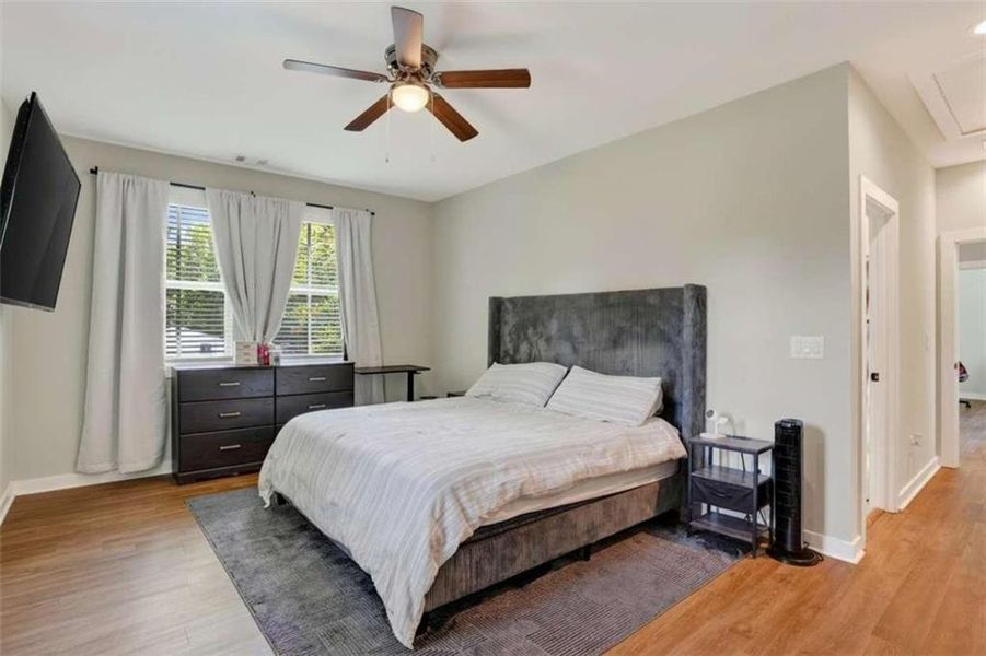 Furnished interior view inside a new home in , Atlanta (Image 10).