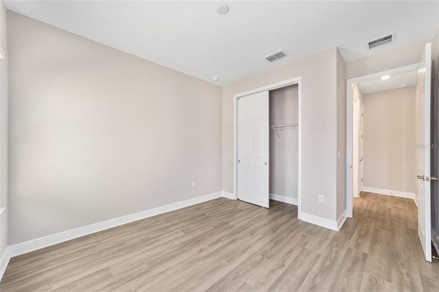 Spacious, unfurnished interior of a new home in , Ocala (Image 42).