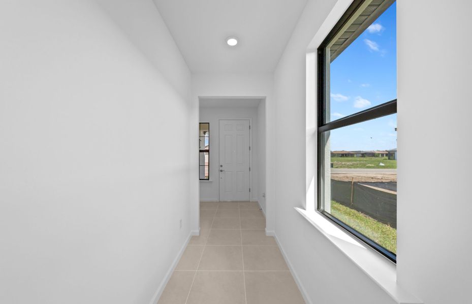 Spacious, unfurnished interior of a new home in Del Webb Naples, Ave Maria (Image 14). Spacious, unfurnished interior of a new home in Del Webb Naples, Ave Maria (Image 14).