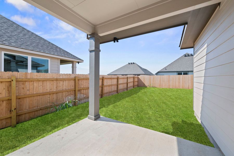 Exterior details and patio area of a home in Eagles Landing, Waco (Image 3). Exterior details and patio area of a home in Eagles Landing, Waco (Image 3).