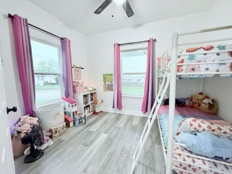 Furnished interior view inside a new home in , Brenham (Image 8).