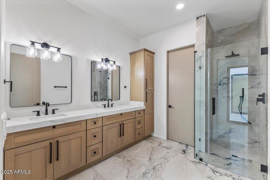 11-IMG_8490 11-IMG_8490