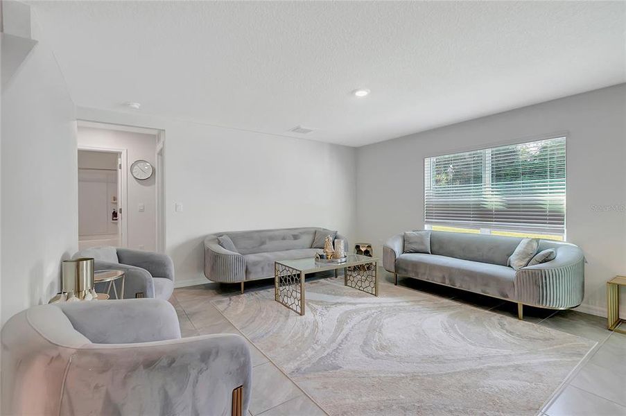 Furnished interior view inside a new home in , Tampa (Image 27). Furnished interior view inside a new home in , Tampa (Image 27).