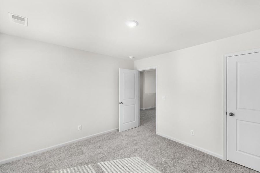 Representative unfurnished interior of a home built from the Karamea by Veranda Homes in Hitchcock Preserve 43', Aiken (Image 29).