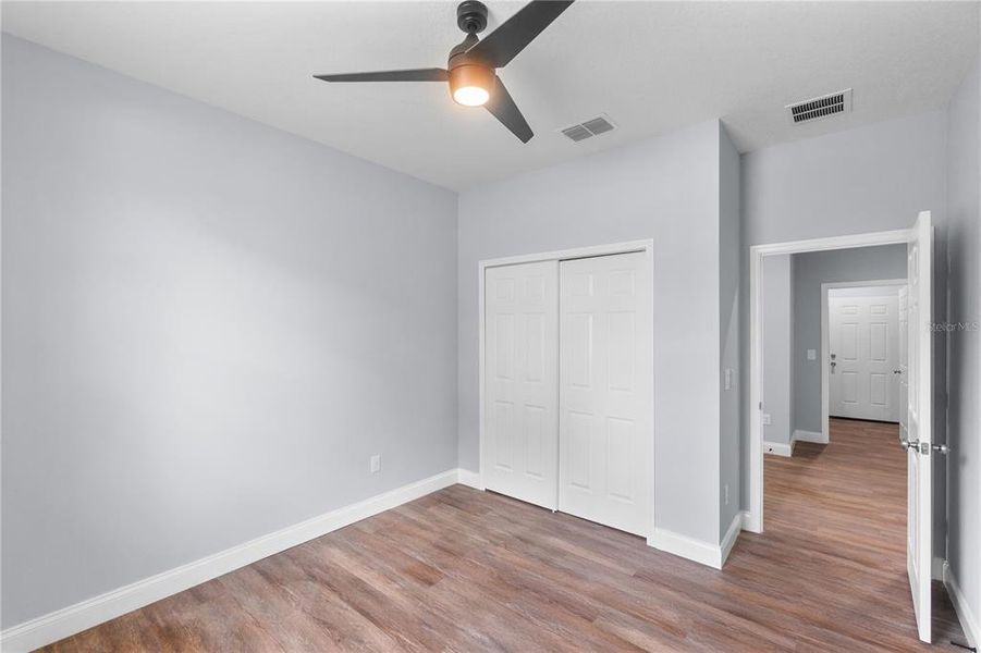 Spacious, unfurnished interior of a new home in , Deland (Image 36).