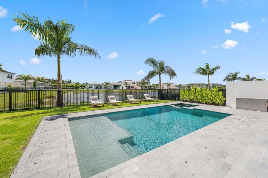 9682 Juniper Bay Ave - 37.jpg-SMALL
