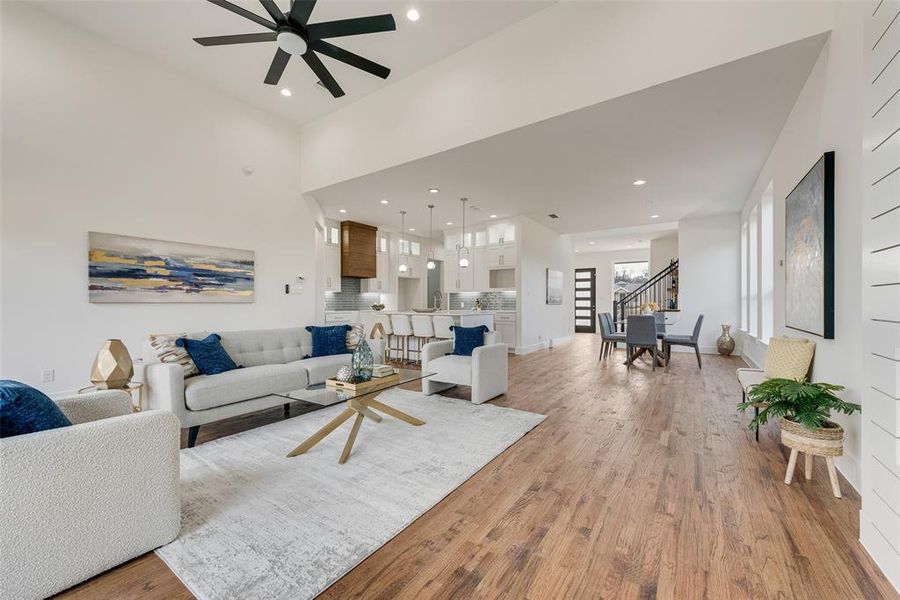 Furnished interior view inside a new home in , Dallas (Image 8).