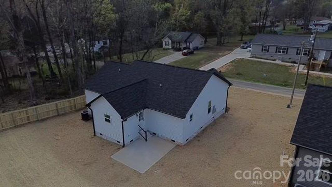 Exterior details and patio area of a home in , Kannapolis (Image 4).
