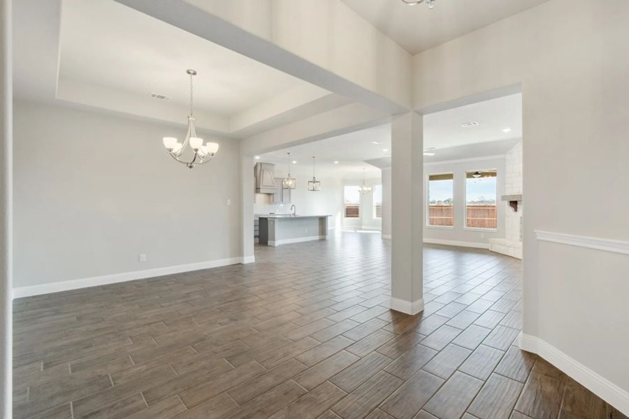 Image 226 representing the Concept 2373 by Landsea Homes in Coyote Crossing, Godley, TX. Image 226 representing the Concept 2373 by Landsea Homes in Coyote Crossing, Godley, TX.