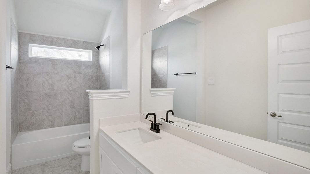 Representative furnished interior of a home built from the Dartmouth by DRB Homes in Brookewater, Rosenberg (Image 16).