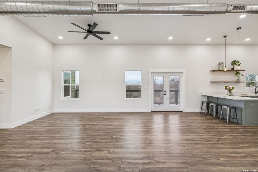 Spacious, unfurnished interior of a new home in , Castroville (Image 63).