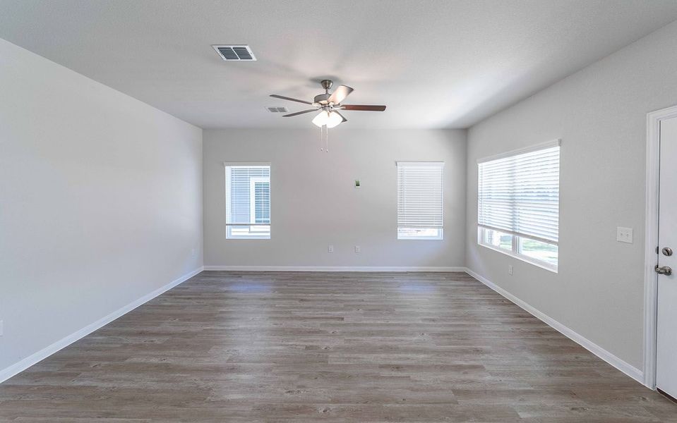 Spacious, unfurnished interior of a new home in Paramount, Kyle (Image 10). Spacious, unfurnished interior of a new home in Paramount, Kyle (Image 10).